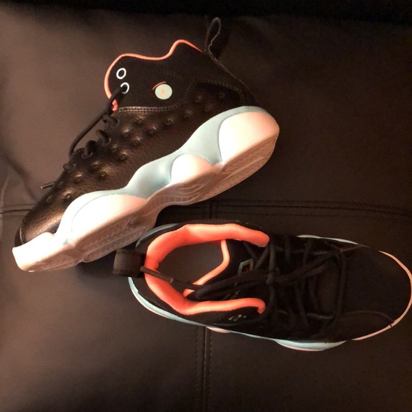 Pre-School Air Jordan - Picture 4 of 6